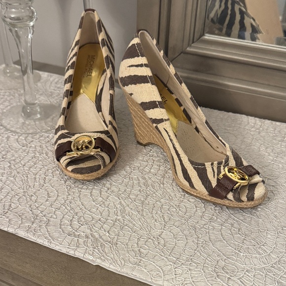 Michael Kors Zebra Print Espadrille Wedge Heels | Canvas & Jute | Size 7 1/2 - Picture 2 of 12
